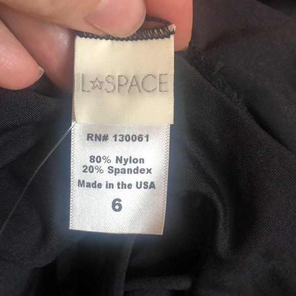 L SPACE Madi swimsuit - Picture 8 of 8